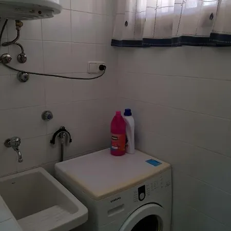 Residencial Chari Lejlighed
